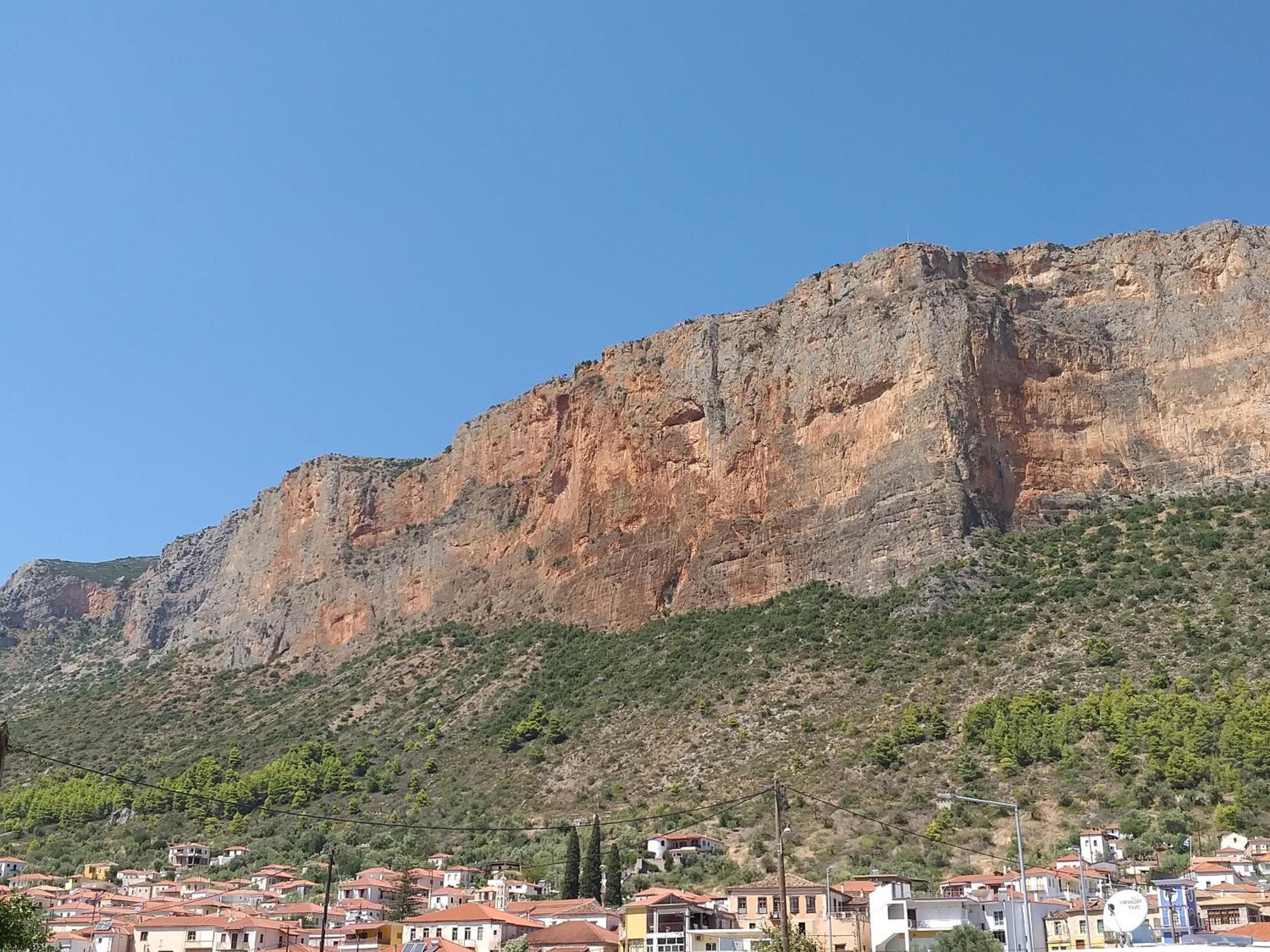 Vanna'S Apartments Leonídion Dış mekan fotoğraf